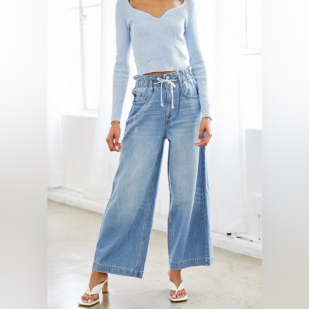 NWT KanCan Wide Leg Jeans Size 30